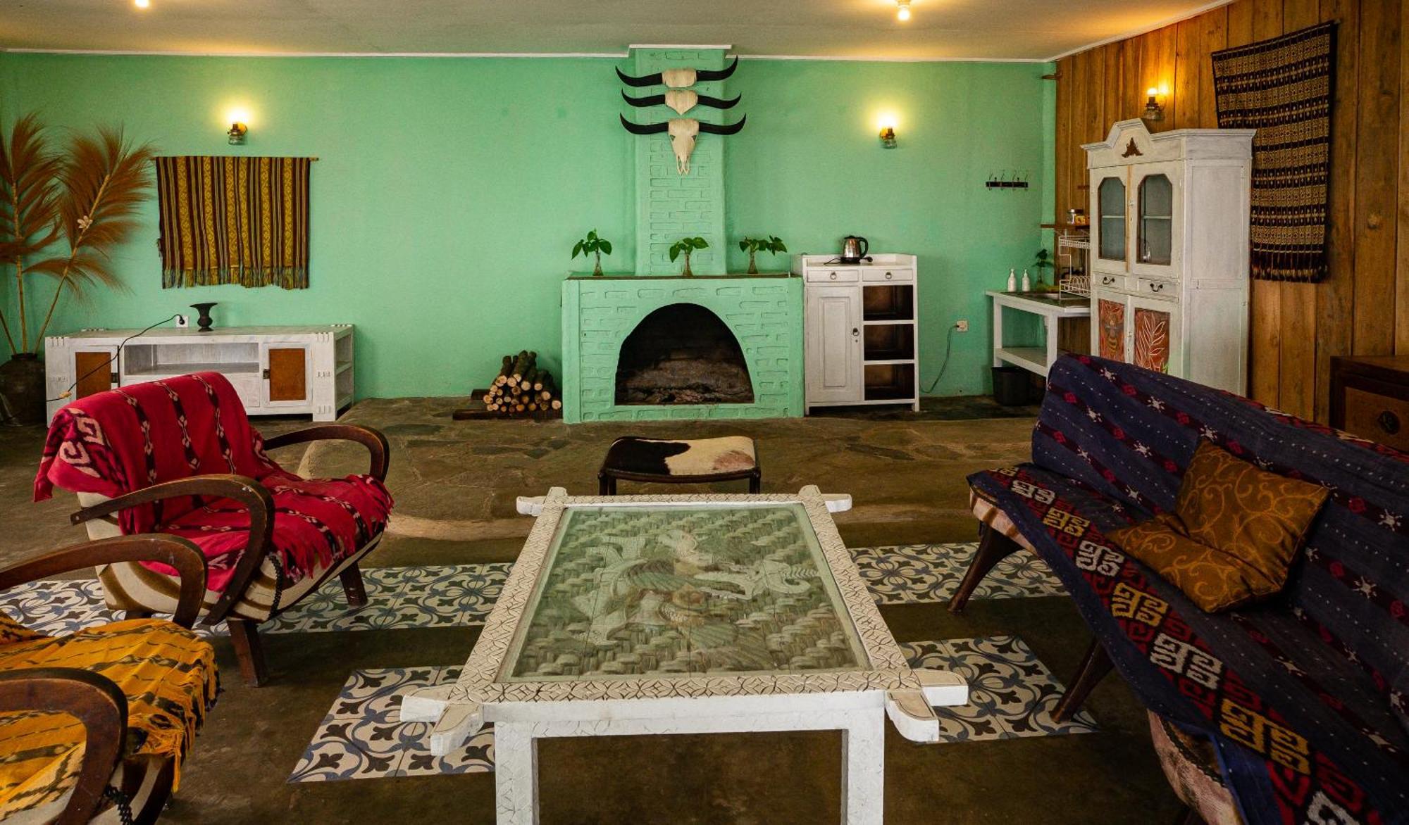 Manulalu B&B Bajawa Extérieur photo