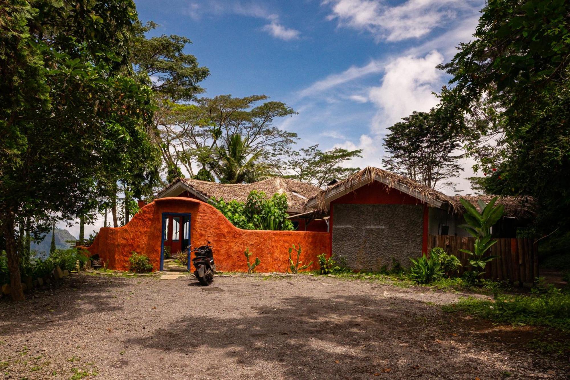 Manulalu B&B Bajawa Extérieur photo